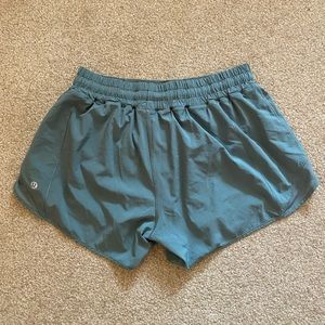 Lululemon Hotty Hot Shorts - Size 8